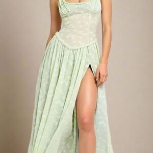 Elegant Light Green Maxi Dress